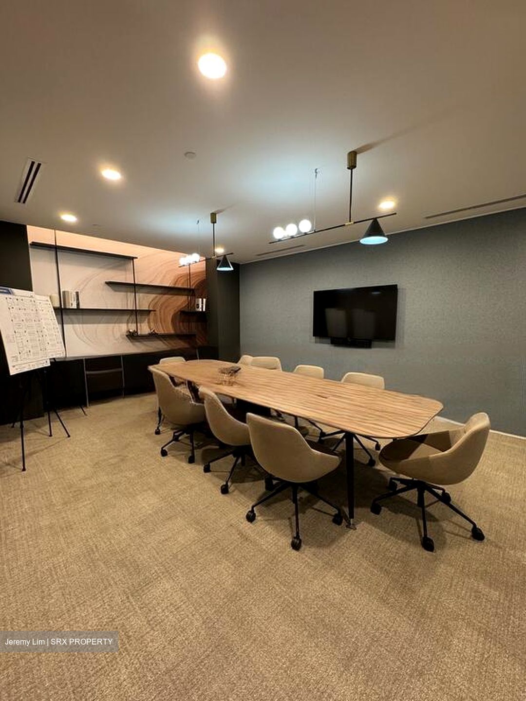 Finexis Building (D1), Office #453843651